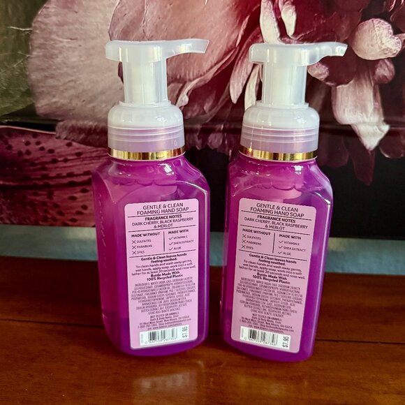 NEW 2-Pc BLACK CHERRY MERLOT Foaming Hand Soap 8.75oz Bath & Body Works - Picture 2 of 3